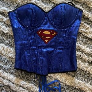 Halloween costume super women